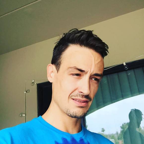 Meet your Posher, Mark - Picture 1 of 1